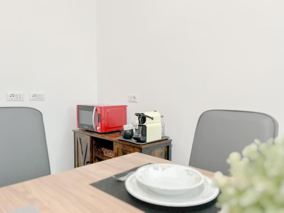 サヴォーナFree Parking - Elegante Casa Con Wifi -Smarttvアパートメント エクステリア 写真